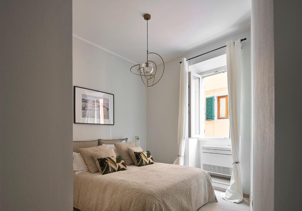 3 Master Bedrooms With Balcony On The River With Views Florença Exterior foto