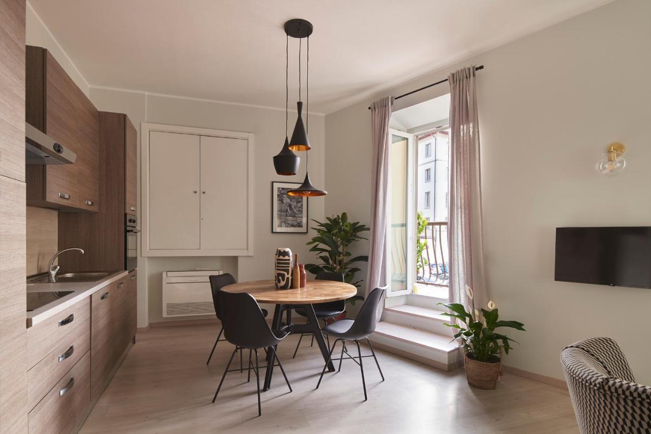 3 Master Bedrooms With Balcony On The River With Views Florença Exterior foto