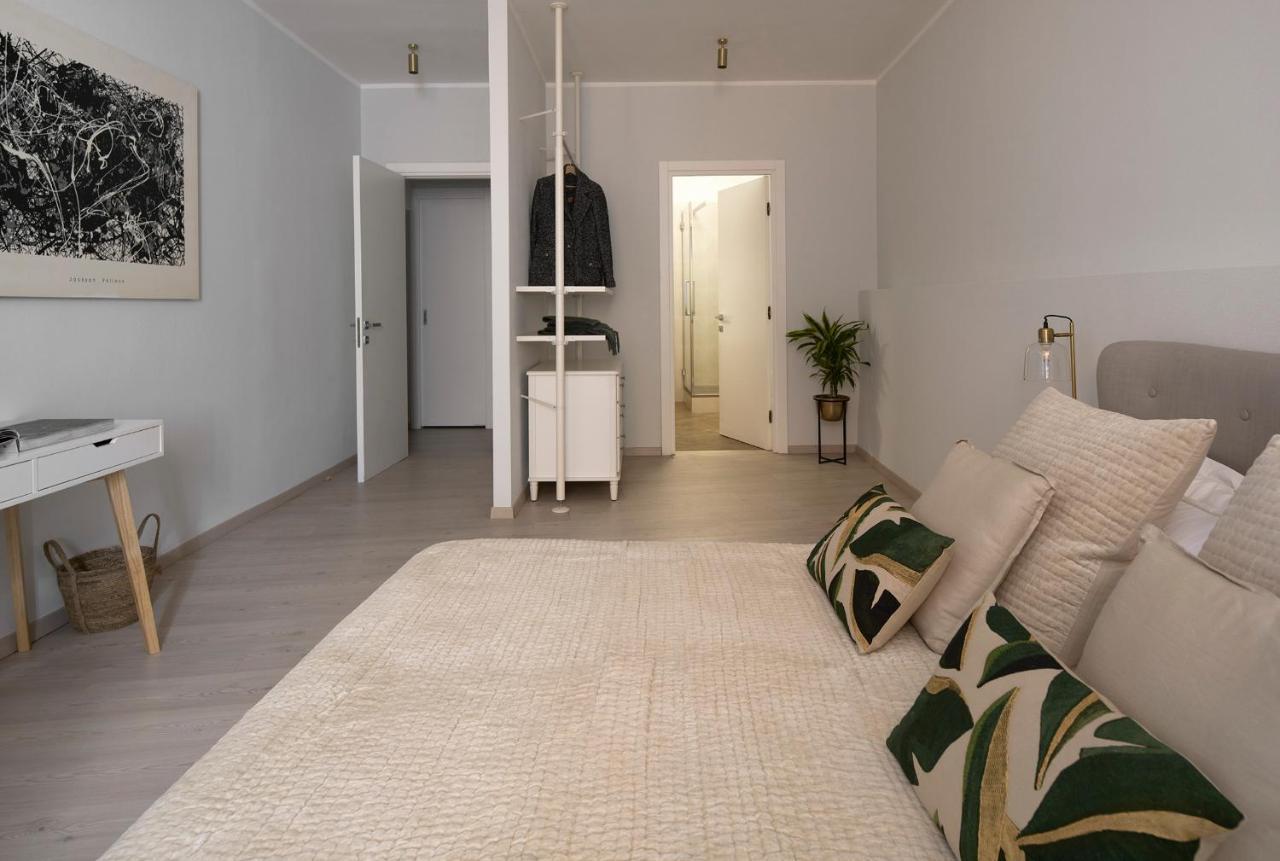 3 Master Bedrooms With Balcony On The River With Views Florença Exterior foto