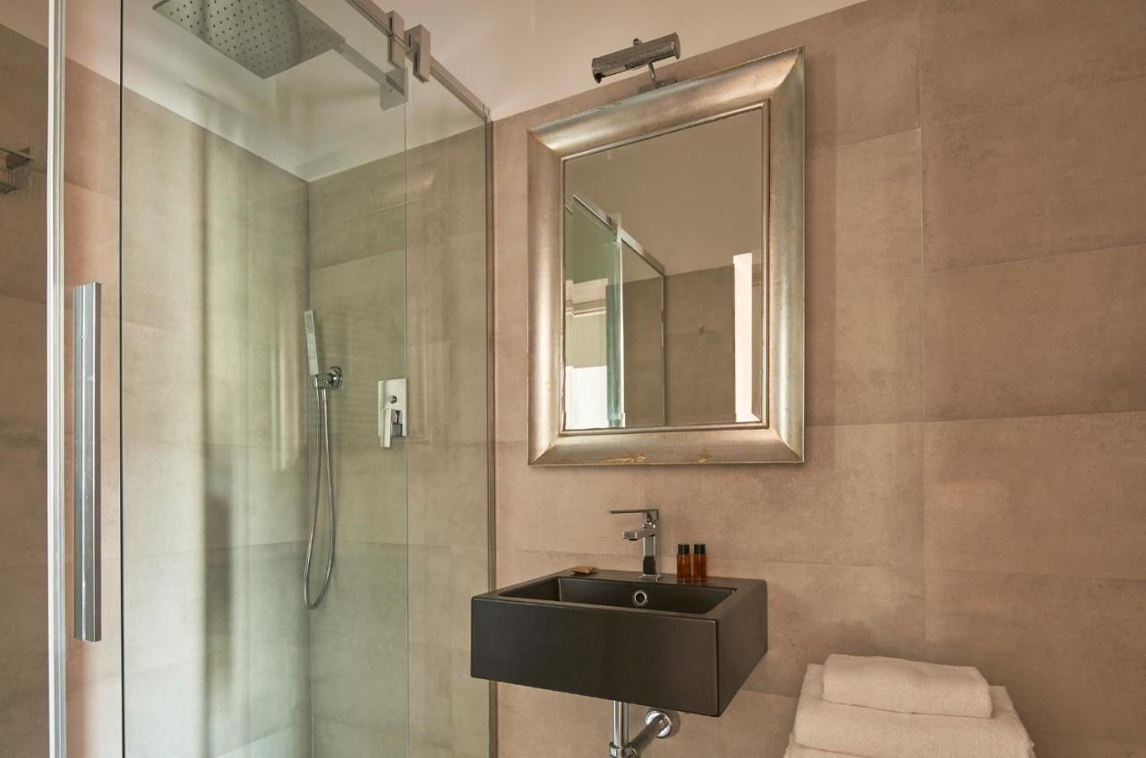 3 Master Bedrooms With Balcony On The River With Views Florença Exterior foto